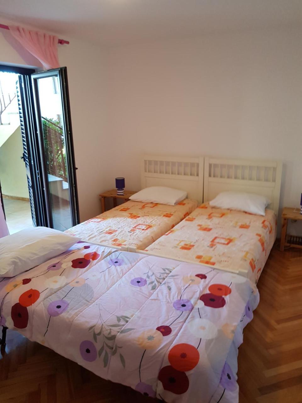 Apartment Monfiorenzo 11 로비니 외부 사진